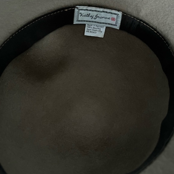 Anthropologie wool hat - Picture 2 of 4